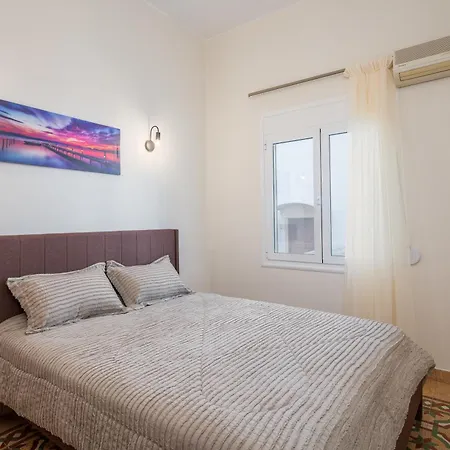 Artemisia Apartament